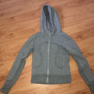 Lululemon sweater